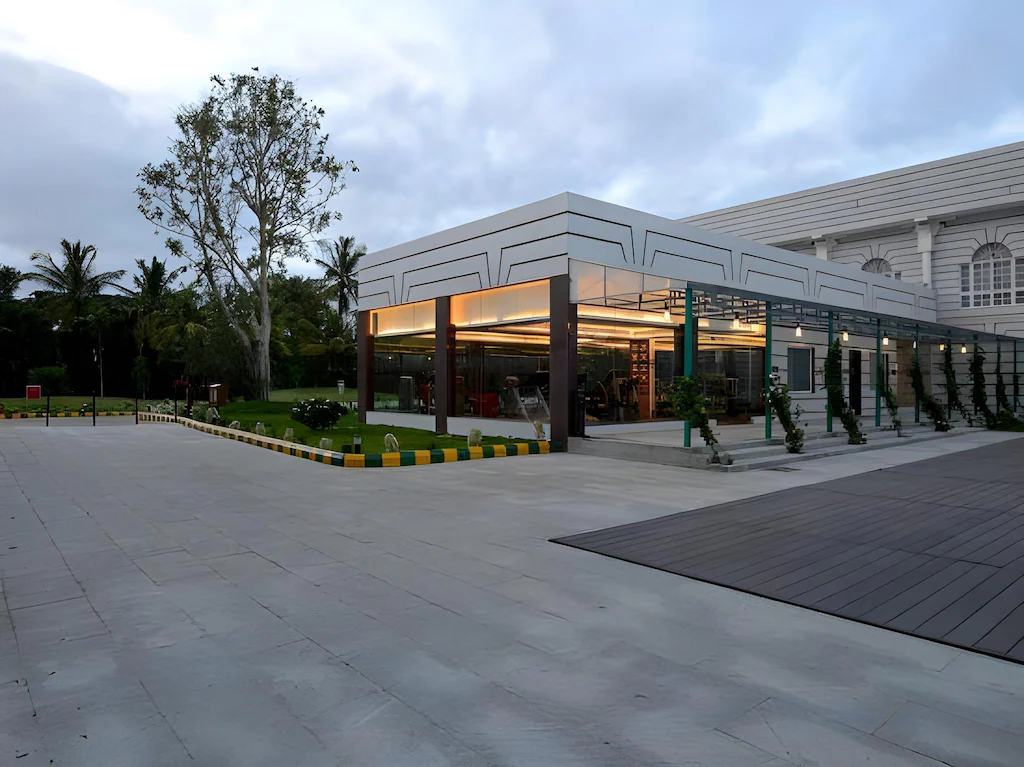 Naveen Hotels